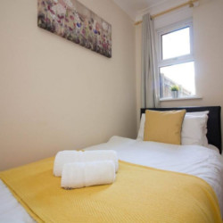 Serviced Apartment_StayZo Penthouse Accommodation 1- Premier Lodge_bedroom4