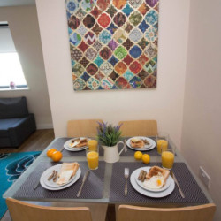 Serviced Apartment_StayZo Castle Point 18 Apartments - Premier Lodge_ dining room